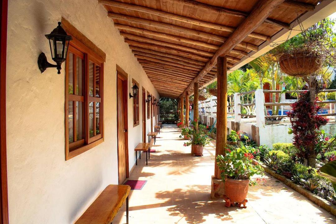Hotel Boutique Santa Clara Mesa De Los Santos Los Santos  Eksteriør billede